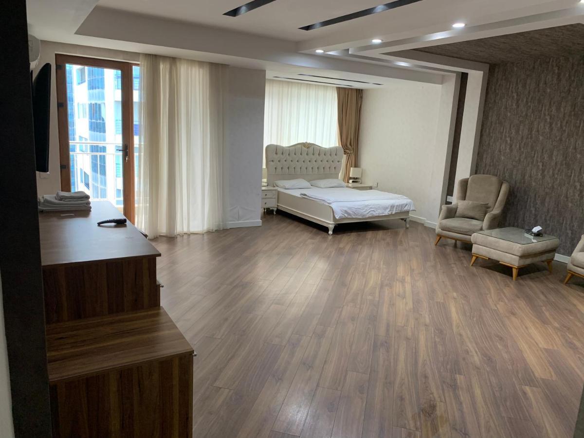 Park Azure Apartment Deluxe 2 Bedroom バクー エクステリア 写真