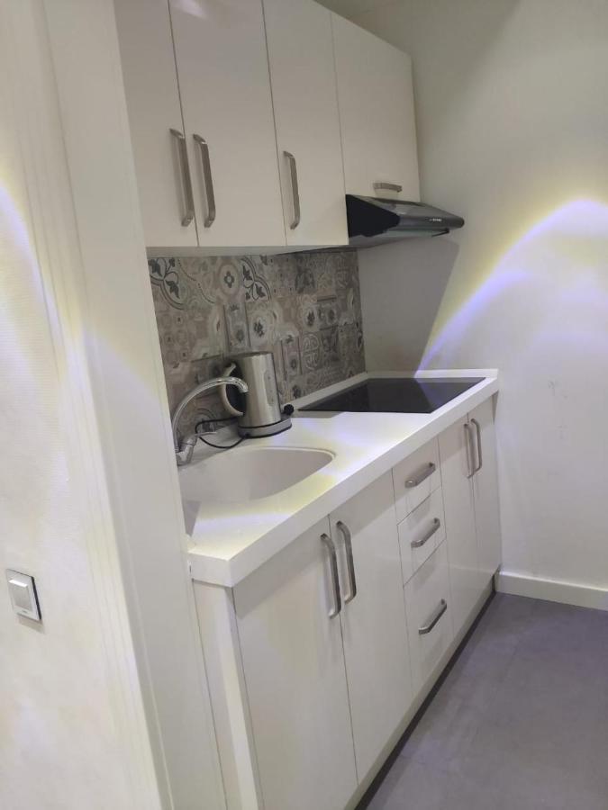 Park Azure Apartment Deluxe 2 Bedroom バクー エクステリア 写真