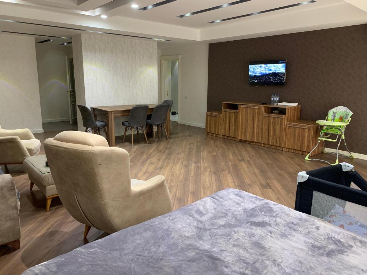 Park Azure Apartment Deluxe 2 Bedroom バクー エクステリア 写真