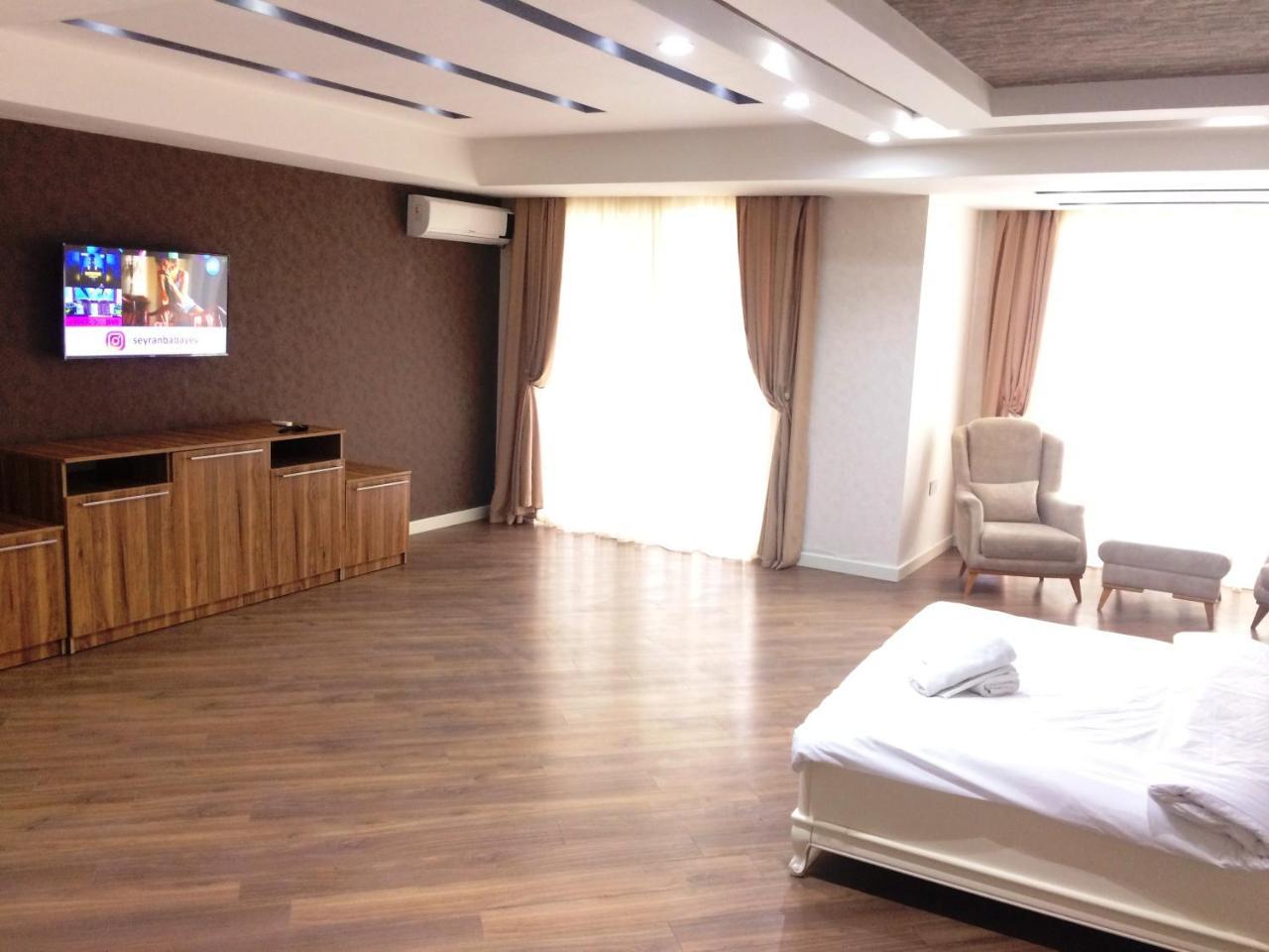 Park Azure Apartment Deluxe 2 Bedroom バクー エクステリア 写真