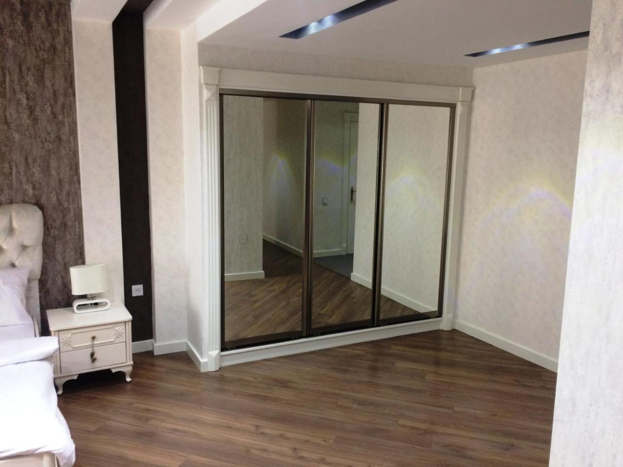 Park Azure Apartment Deluxe 2 Bedroom バクー エクステリア 写真