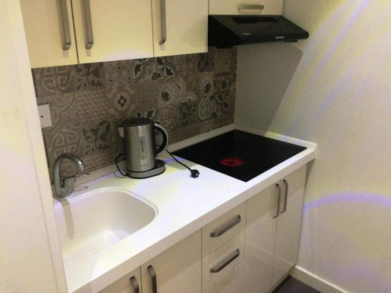 Park Azure Apartment Deluxe 2 Bedroom バクー エクステリア 写真